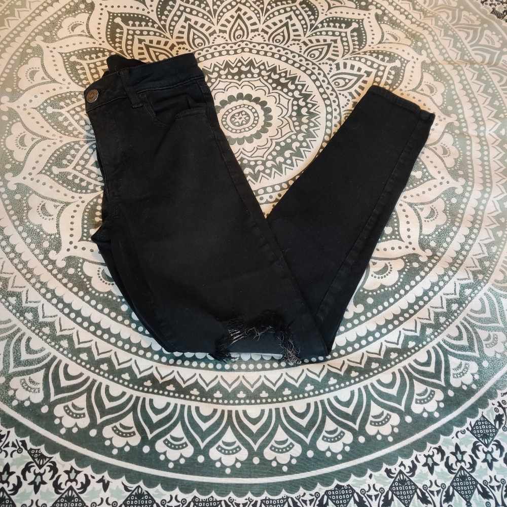 American Eagle Faded Black Next Level Stretch Blown Out Knees Jeans Size 8